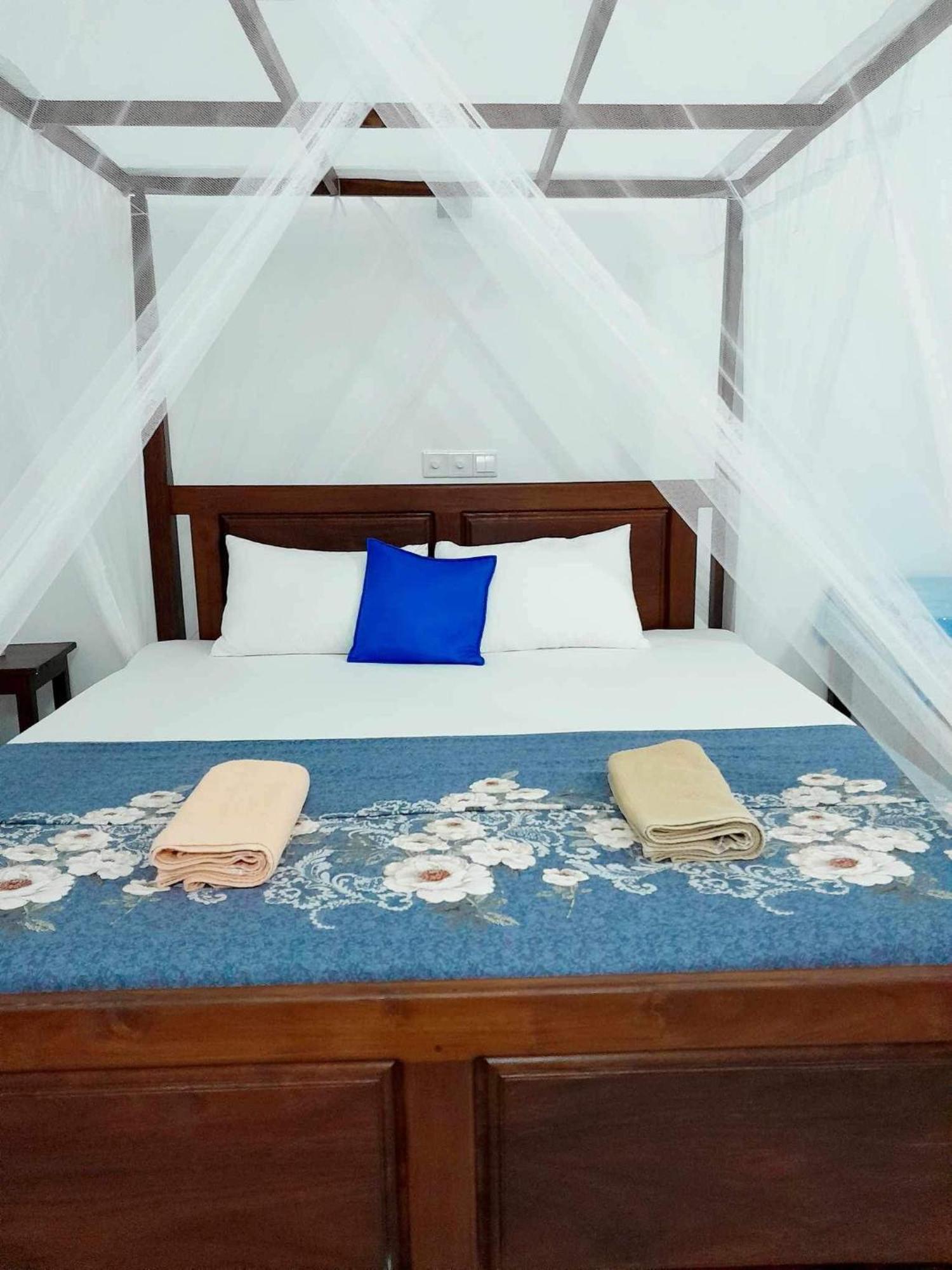 Sakura Calm Rest Bed & Breakfast Mirissa Exterior photo