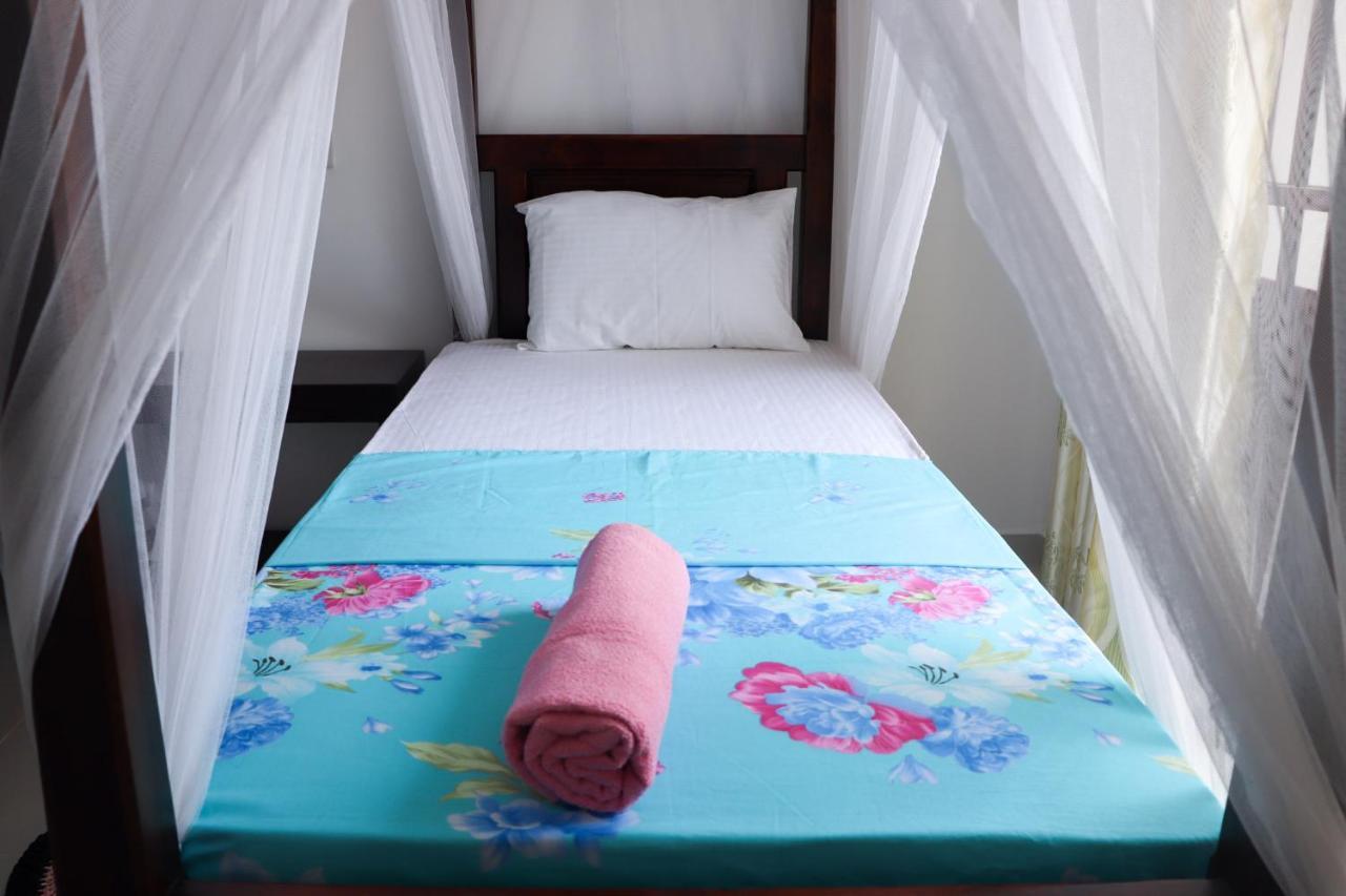 Sakura Calm Rest Bed & Breakfast Mirissa Exterior photo