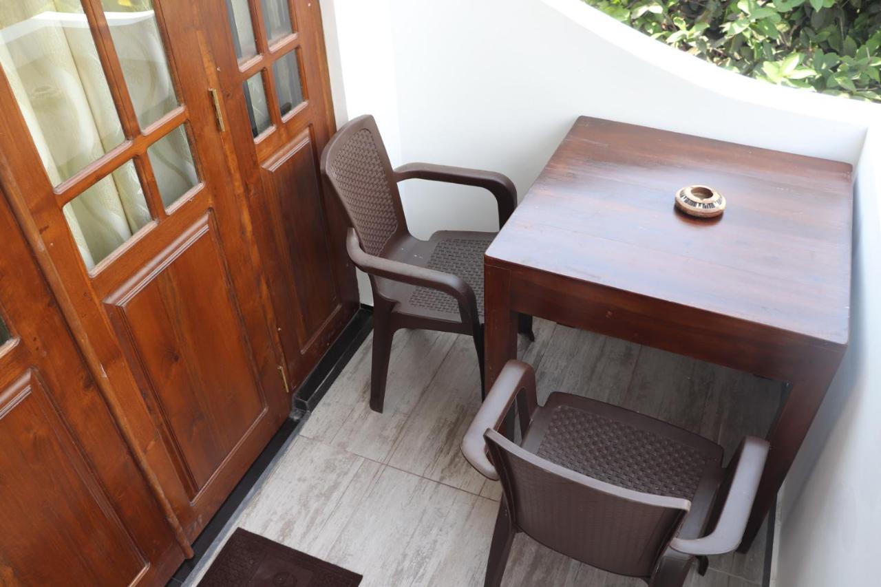 Sakura Calm Rest Bed & Breakfast Mirissa Exterior photo