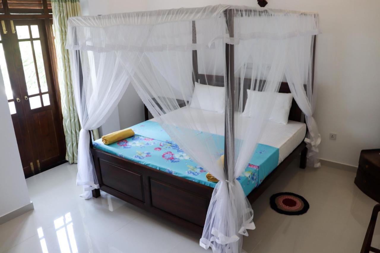 Sakura Calm Rest Bed & Breakfast Mirissa Exterior photo