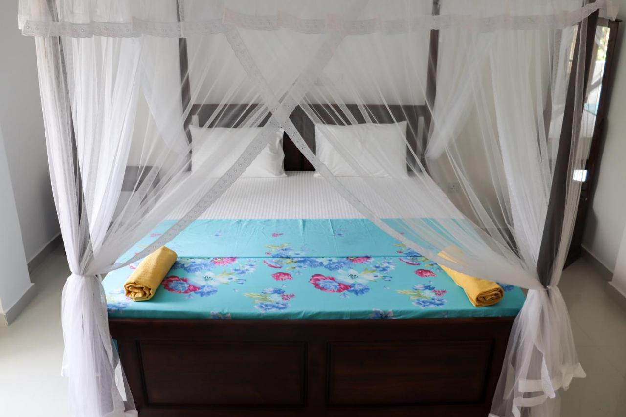 Sakura Calm Rest Bed & Breakfast Mirissa Exterior photo